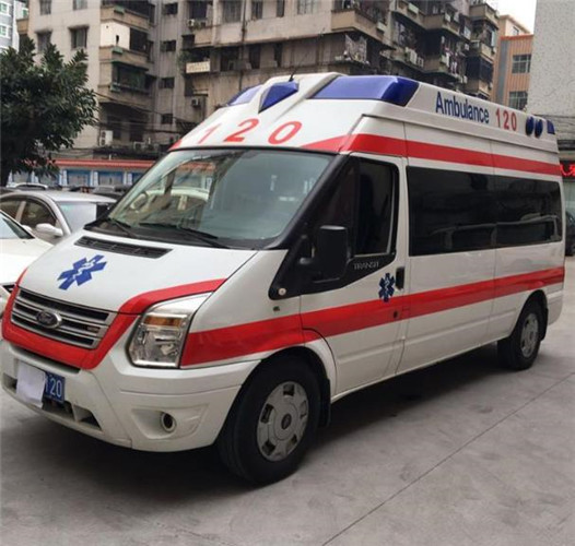 聂荣信赖我们的救护车出租,让转院不再艰难